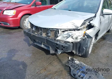 2014 Toyota Camry L/Se/Le/Xle из США, поврежденный, VIN 4T4BF1FK7ER381482